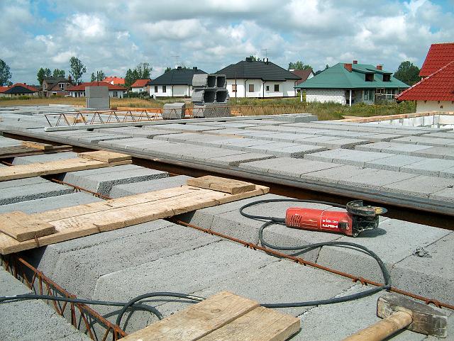 IMAGE08.JPG